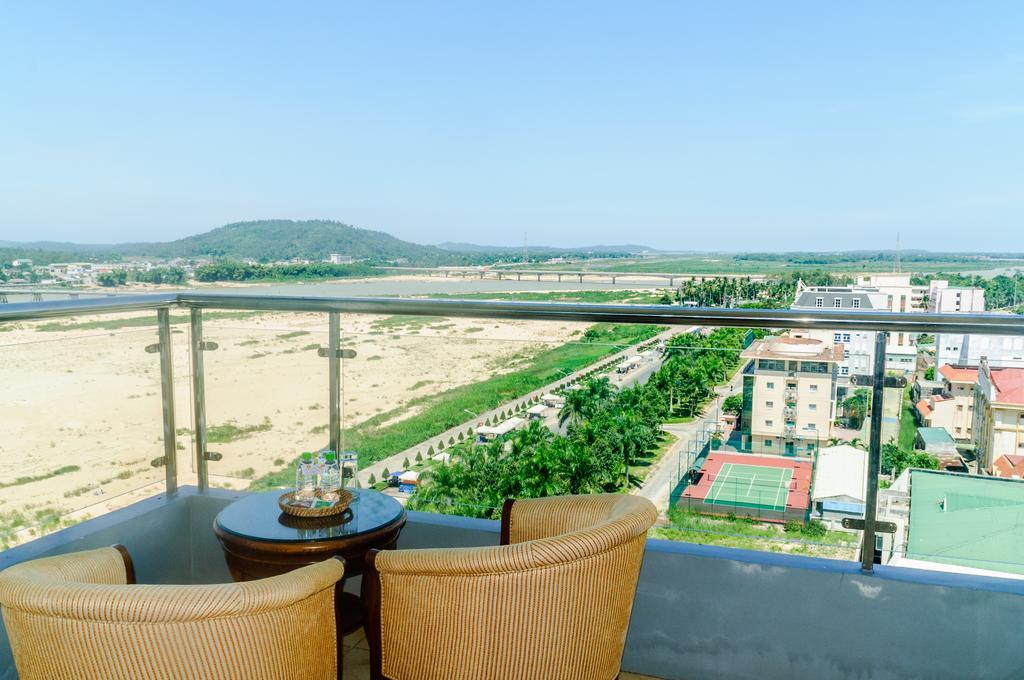 Thien An Riverside Hotel Куангнгай Екстер'єр фото